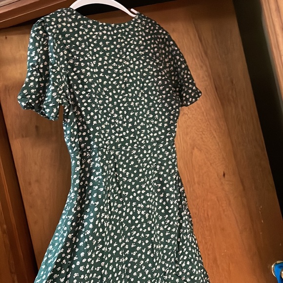 Volcom green wrap dress size 14 - Picture 2 of 2